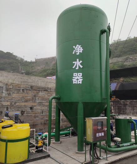 5ccea41d2161d.jpg 煤泥水凈化處理裝置.jpg