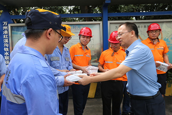 689541e638366.jpg 2.jpg